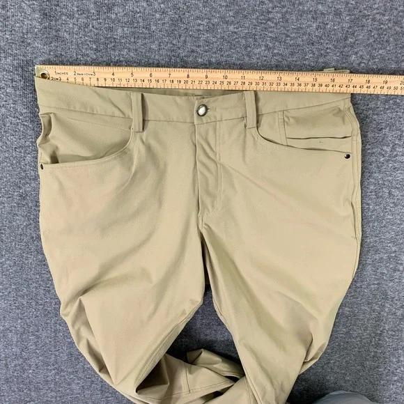 Lululemon Chino Pants Men 34x33 Beige Trousers Performance Modern